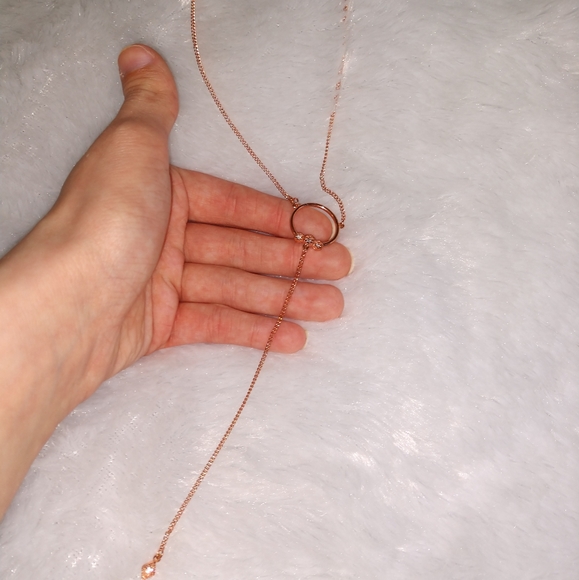 Diamond circle necklace - Picture 1 of 3